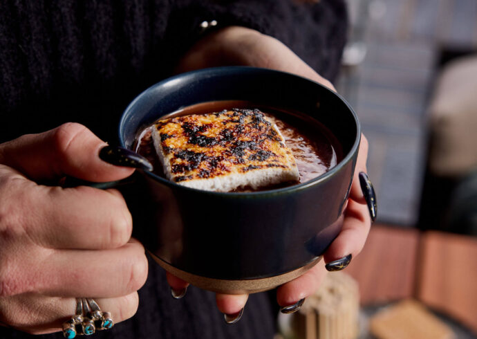 Hot chocolate at MOLLIE