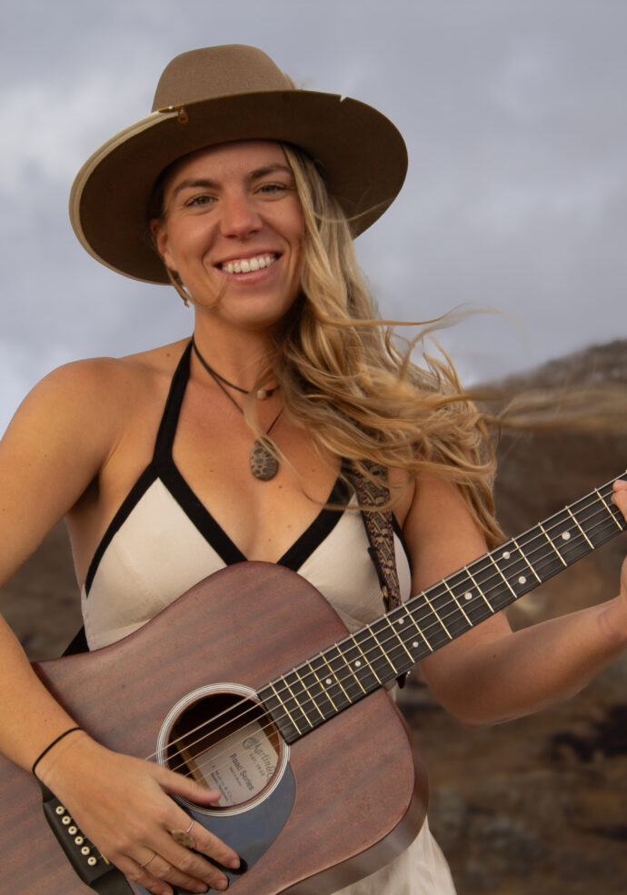 Hanna Von B - musician for Live Music Nights at MOLLIE